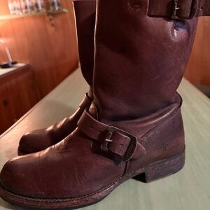 Womens Frye Veronica Short Brown Leather Boots Size 8 M